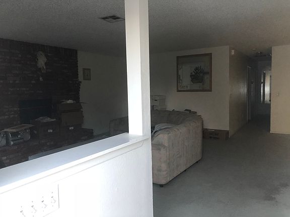4th image of 16138 Andover Ct