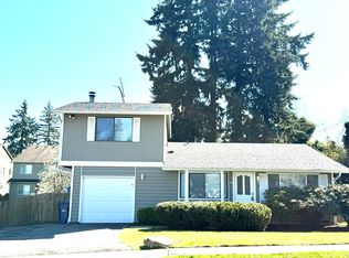 15709 NE 53rd St, Redmond, WA 98052