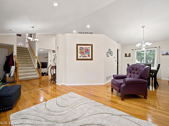 4th image of 12208 S Shagbark Dr