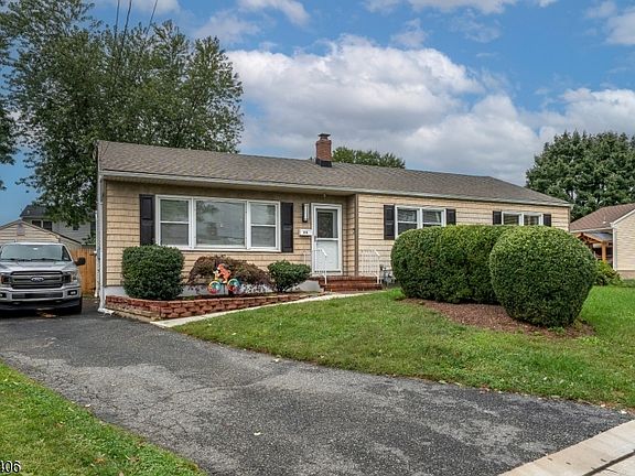 5th image of 25 Lawrence Pl