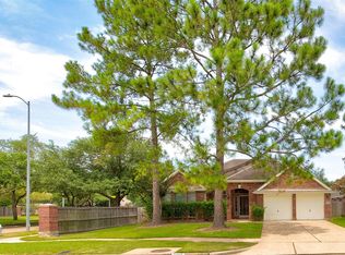 3203 Amerson Dr, Pearland, TX 77584