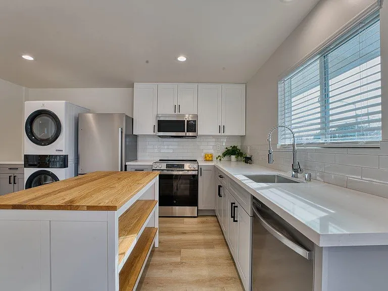 803 Maryann Dr #6 — Photo 9