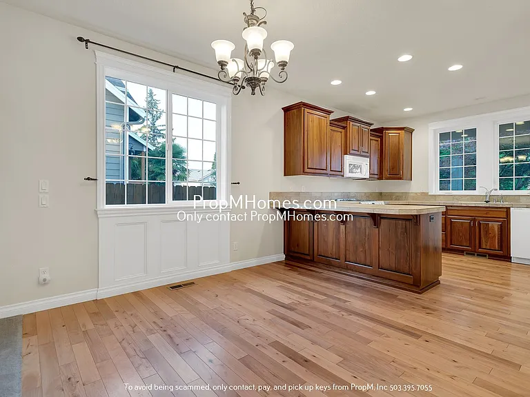 18683 Heskett Ct — Photo 4