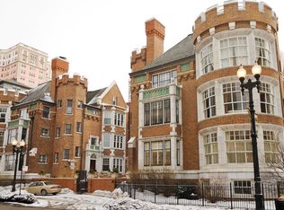 1031 W Bryn Mawr Ave APT 1A, Chicago, IL 60660
