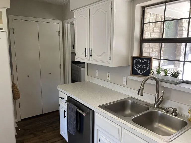 641 Highland Meadows Dr — Photo 18