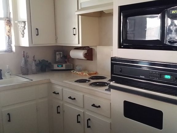 4th image of 1900 Mountainview Dr