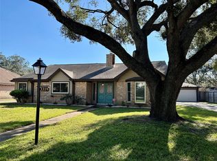 3319 Meadowcreek Dr, Missouri City, TX 77459