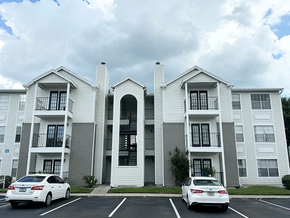 2550 N Alafaya Trl #3300