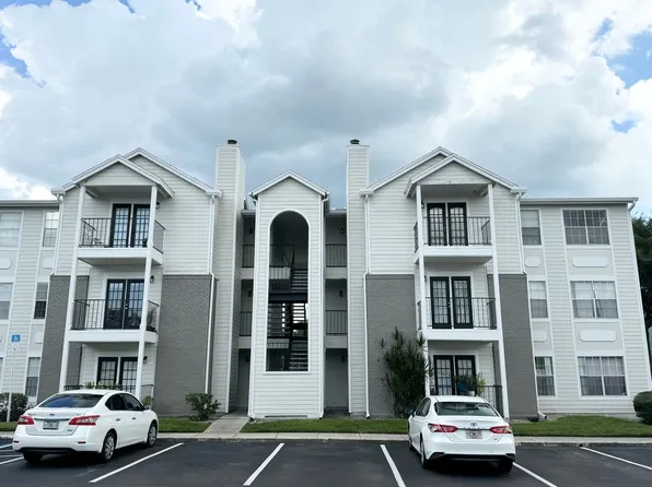 2550 N Alafaya Trl APT 3300, Orlando, FL 32826