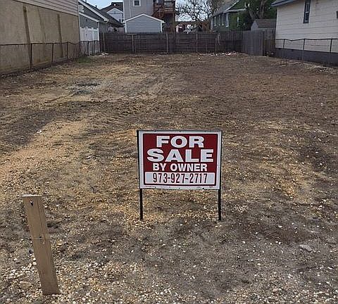 4th image of 123 Grant Ave