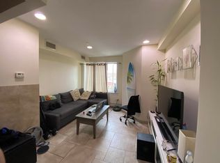 30-74 38th St #4B, Astoria, NY 11103