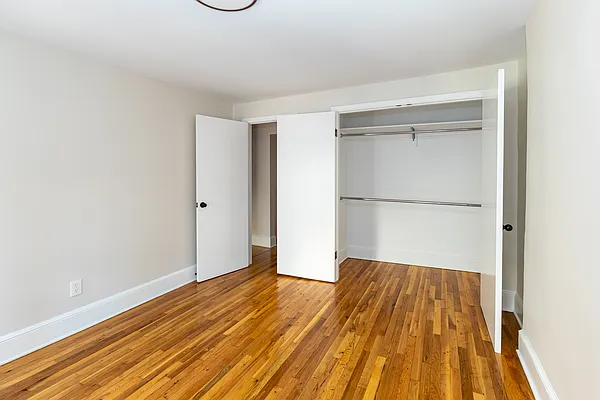 Rented by Compass | media 2