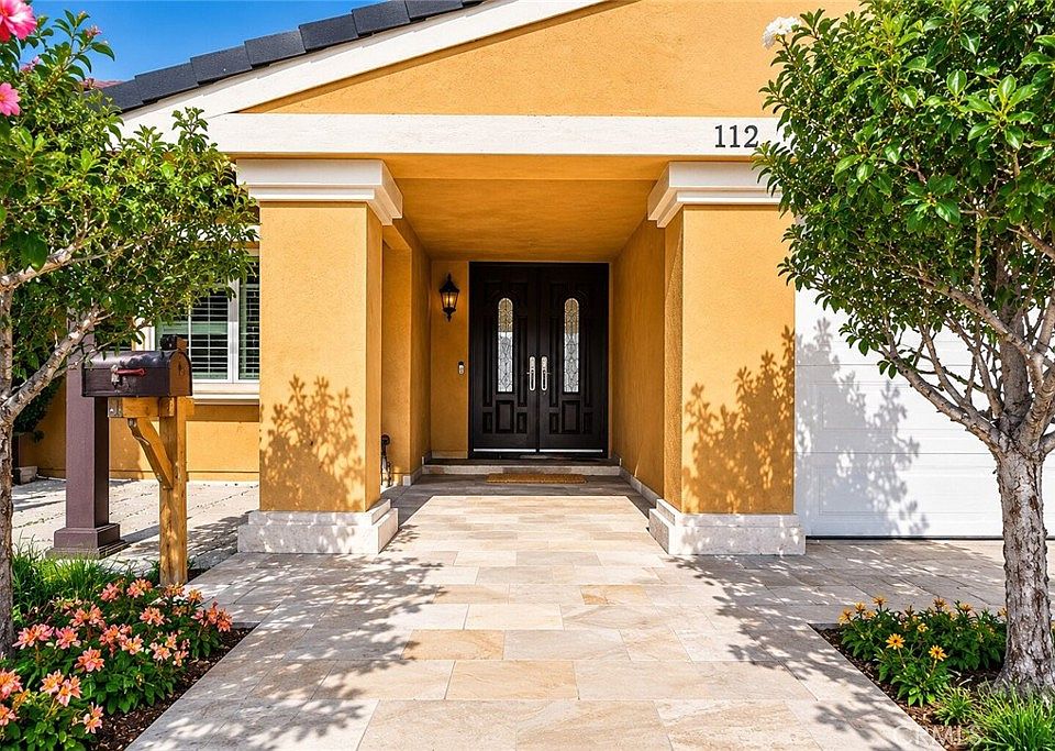 1st image of 1122 S Peregrine Pl