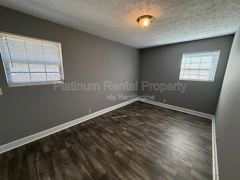 1502 Waverly Way #C-2 — Photo 10