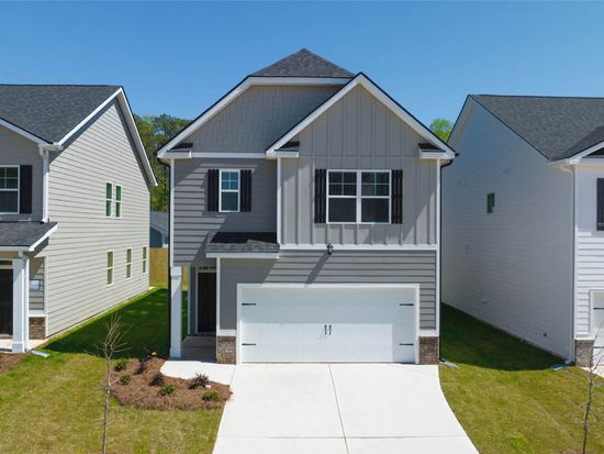 11969 Conrad Cir #165, Hampton, GA 30228