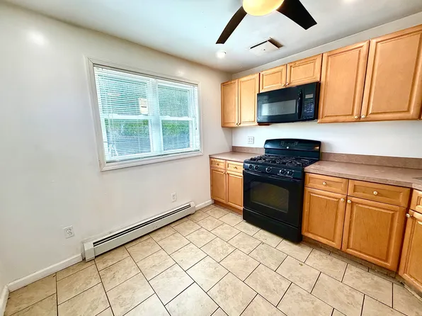 (undisclosed Address), Deer Park, NY 11729