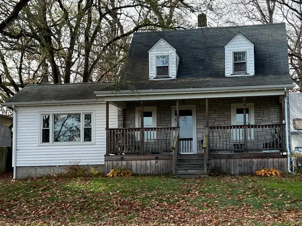 13636 Wicker Ave, Cedar Lake, IN 46303