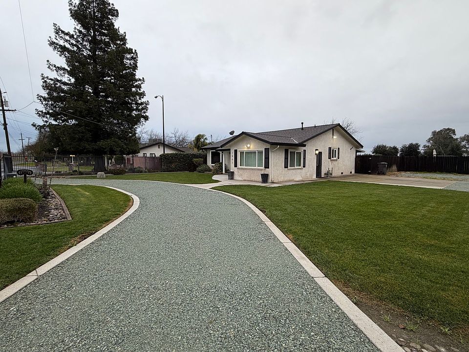 1st image of 1903 Snyder Ln