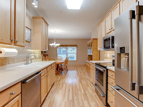 5th image of 1247 Vernon Dr