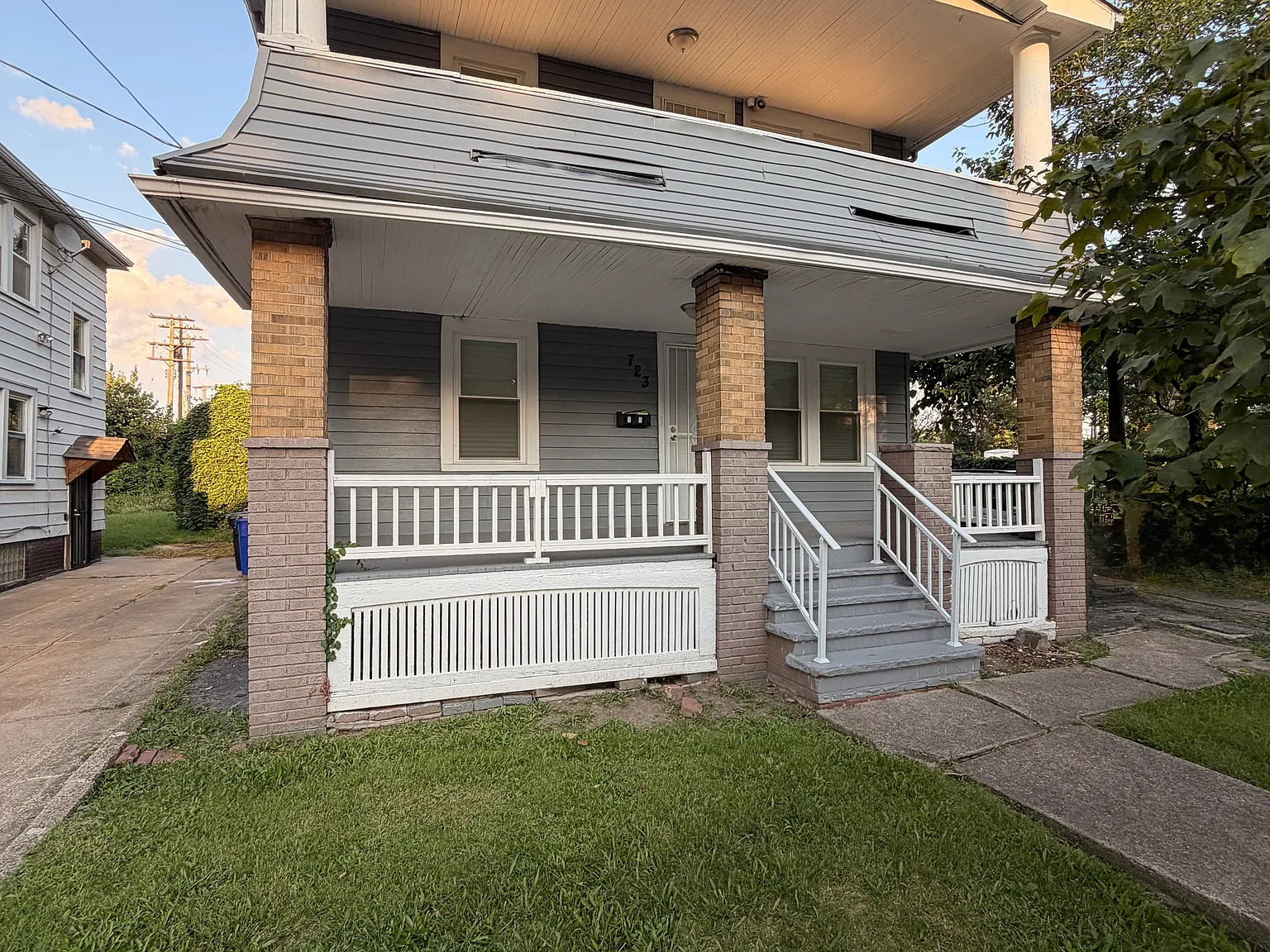 2 bed, 768 sqft, $995 — Photo 1