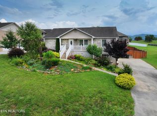2122 Murphys Chapel Dr, Sevierville, TN 37876