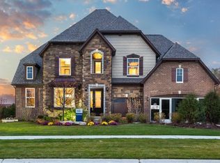 24 Hawthorne Hills Dr, Hawthorn Woods, IL 60047