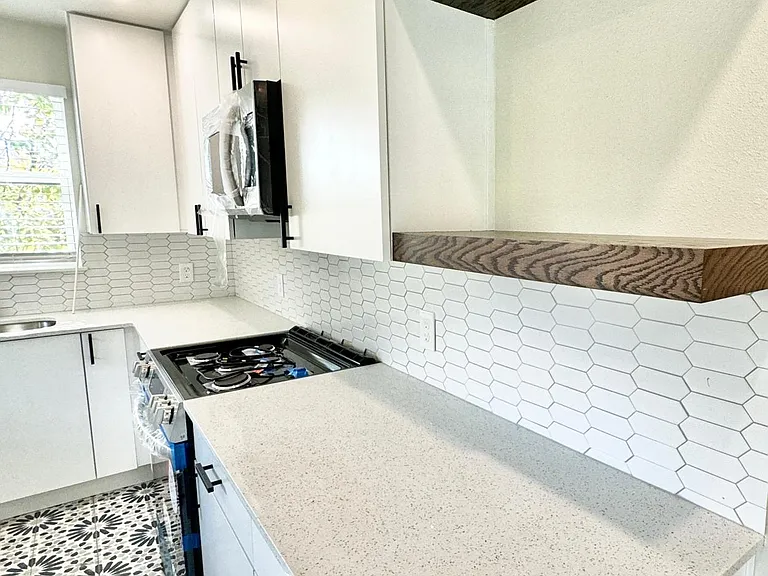 3300 Tom Green St #4 — Photo 11