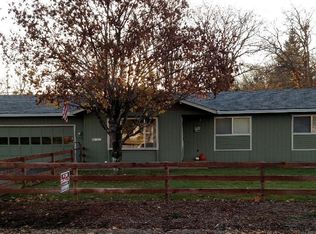 2001 Robinson Rd, Grants Pass, OR 97527