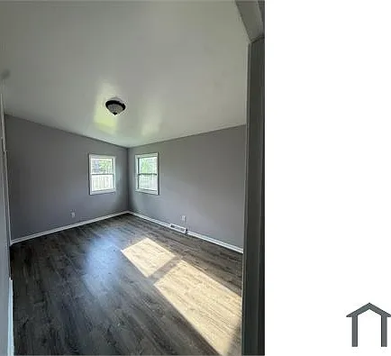 224 N Sumner Ave — Photo 4