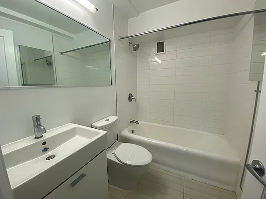 Rented by Stonehenge NYC LLC | media 32