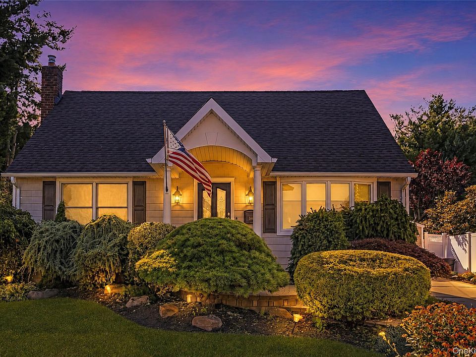 1st image of 516 Heathcliff Drive
