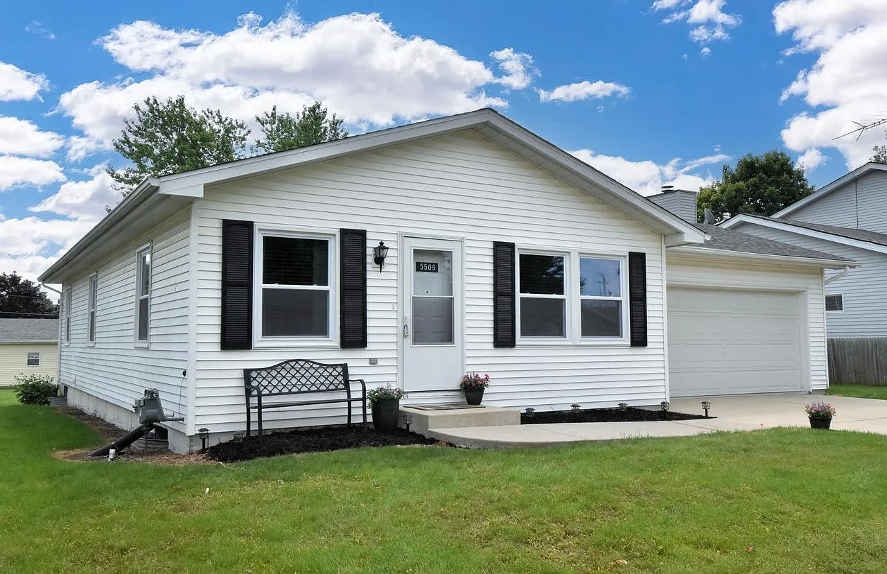 5509 Pershing BOULEVARD photo 1