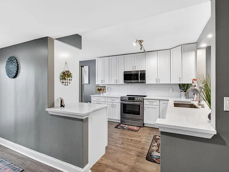 5550 Witney Dr #209 — Photo 21