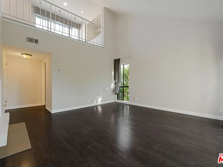 1502 Idaho Ave — Photo 30