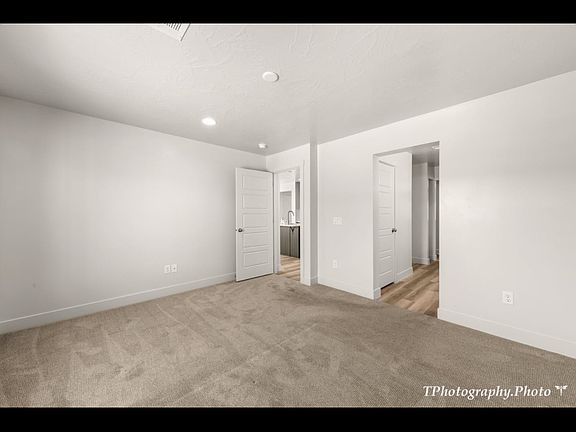 2nd image of 5965 S Europa Ln