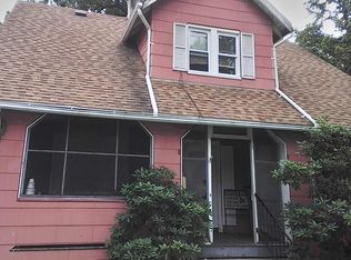 1039 Berkshire Ave, Springfield, MA 01151