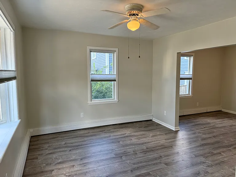 32 Highland St — Photo 8