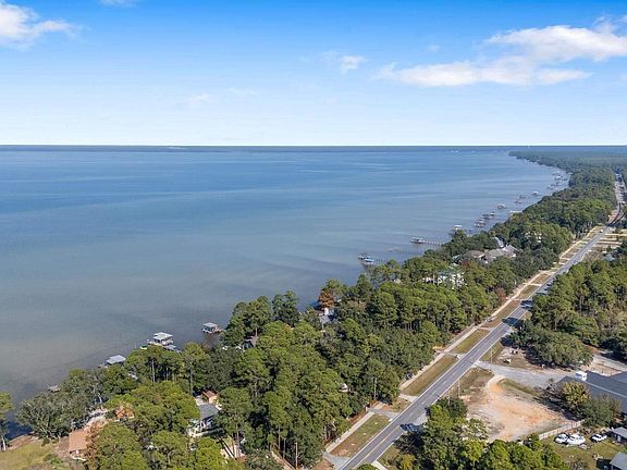 3rd image of 5632 E Bay Blvd