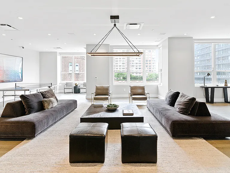 65 Bay Street Apartments — Photo 6