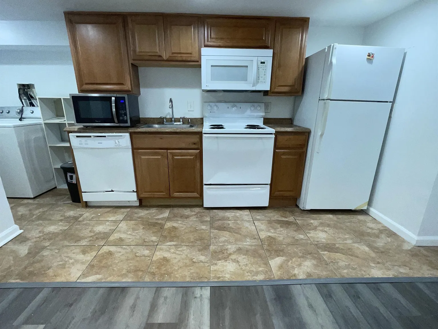 141 Uhland Terrace Northeast — Photo 3