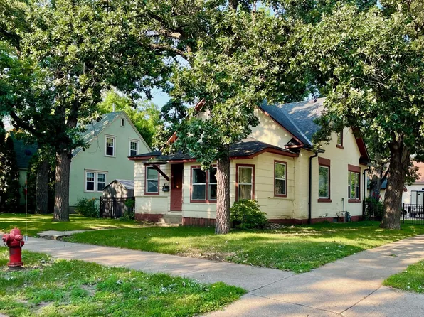 402 3rd Ave NE, Saint Cloud, MN 56304