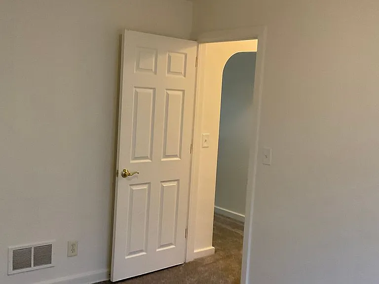 3003 Pennwood Rd — Photo 11