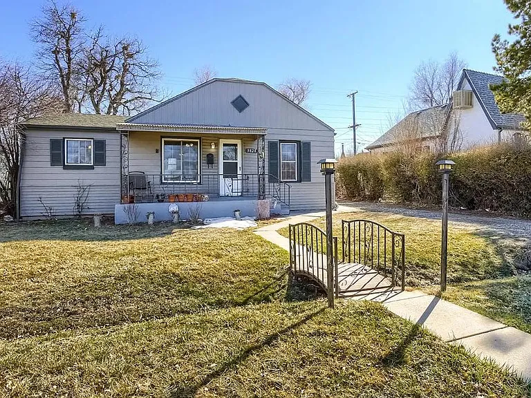3828 W Kentucky Ave — Photo 1