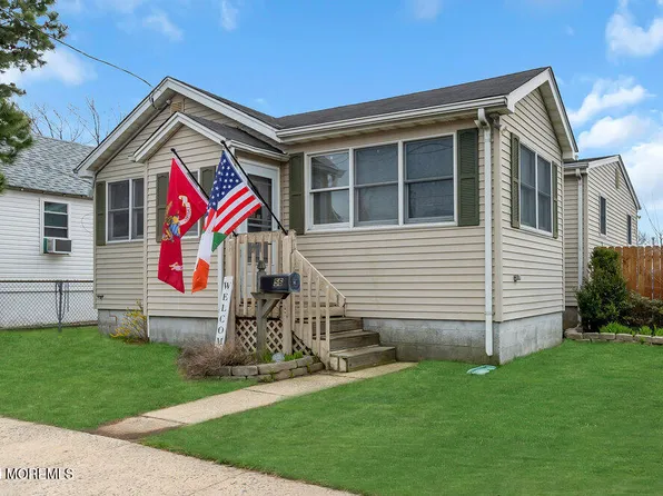 56 Monmouth Avenue, North Middletown, NJ 07748