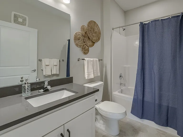 Leona - 2 Bed / 2 Bath - 1,291 Sq.Ft.