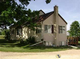 27446 Sinclair Rd, Saint Charles, MN 55972