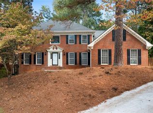 3057 Four Oaks Dr, Dunwoody, GA 30360