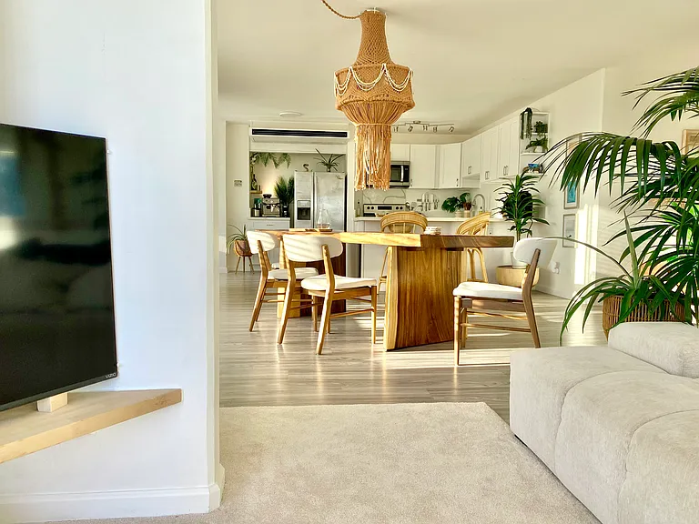 1025 Wilder Ave #9A — Photo 8
