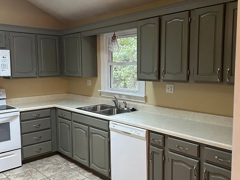 4801 Westport Dr — Photo 5
