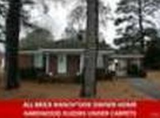 221 Oliver St, Selma, NC 27576